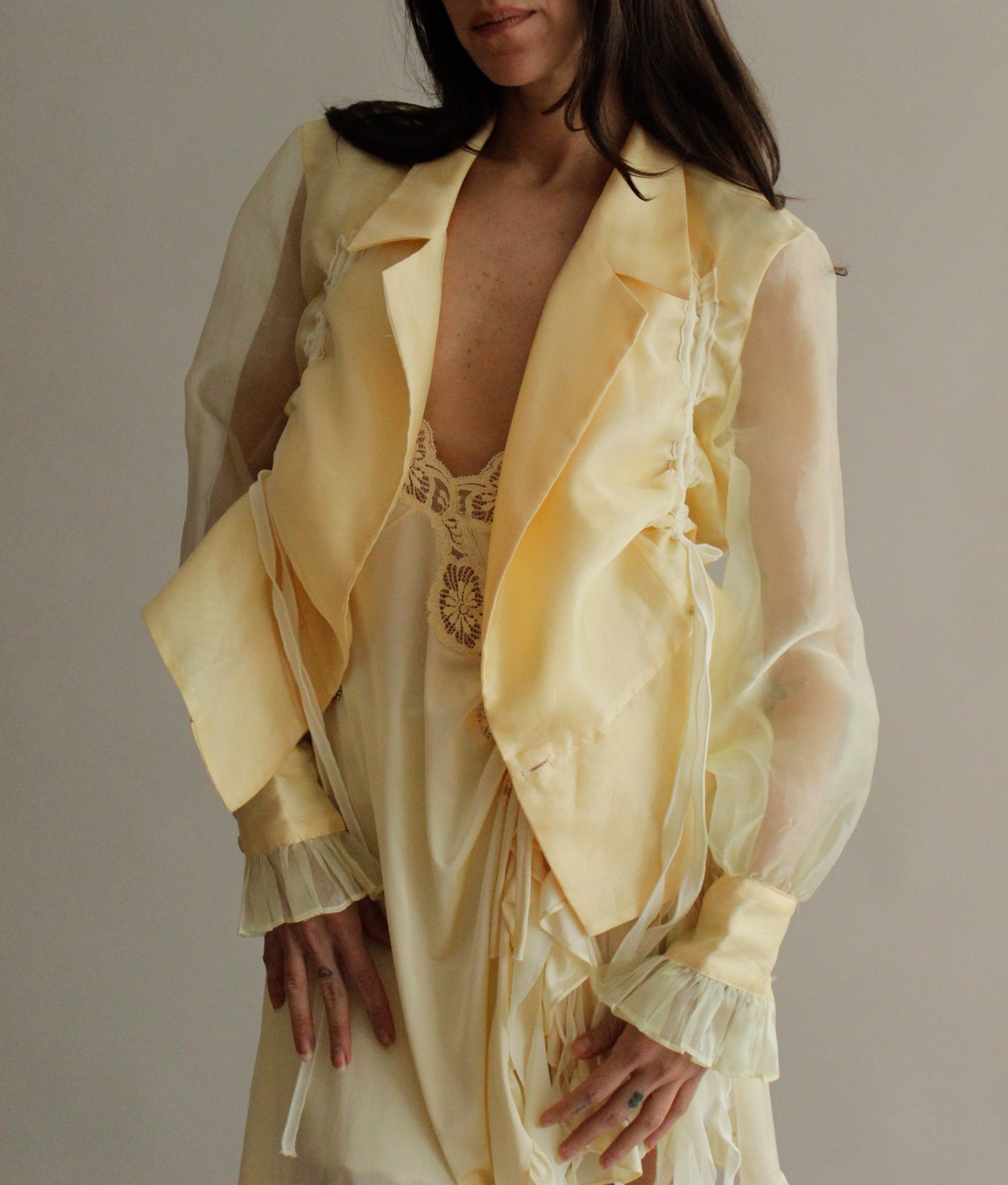 VICTORIA ORGANZA BLAZER